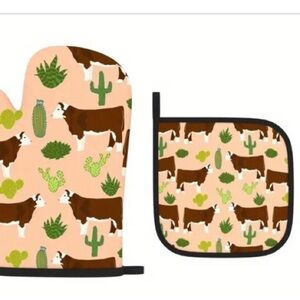 Hereford Cow Farmhouse Western Kitchen potholder set